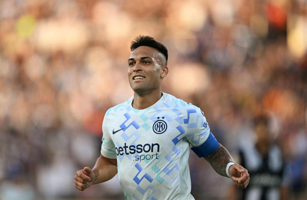 官方：明夏世界杯上下半场中段有强制补水时间，每次3分钟