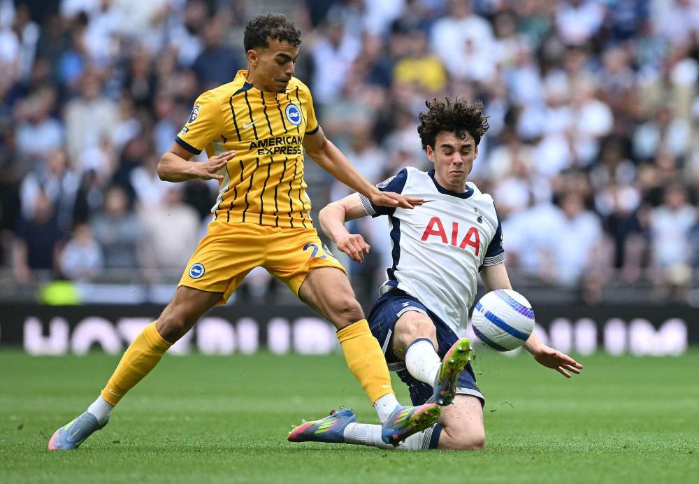 悲喜两重天！孙兴慜失点后表情极度痛苦，穆勒晋级后喜笑颜开