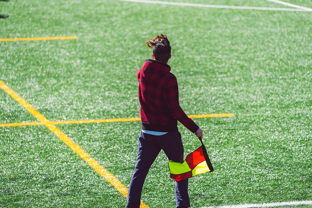 勇士仅以 勇士仅以