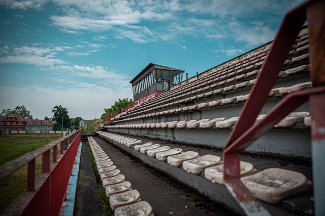 季一路高歌 季一路高歌